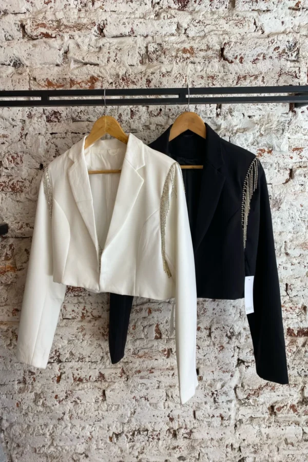 BLAZER CON STRASS EN HOMBRO - Imagen 4