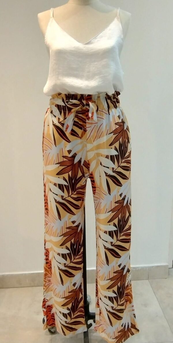 PALAZZO CON LAZO ESTAMPADO HOJAS