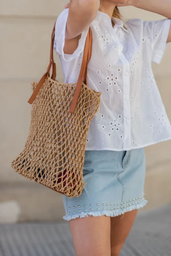 Cartera de raffia tipo red c/ correa