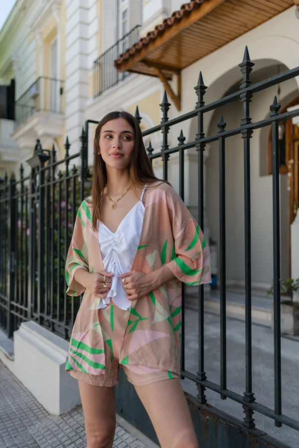 KIMONO CORTO ESTAMPADO HOJAS