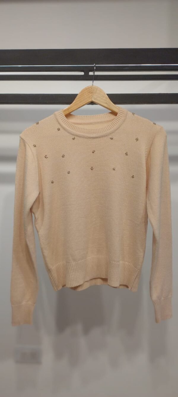 SWEATER CON BORDADO ESTRELLITA