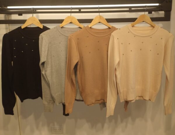 SWEATER CON BORDADO ESTRELLITA - Imagen 2