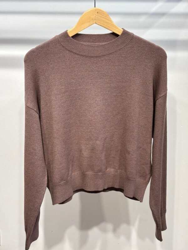 SWEATER LISO OVER SIZE CORTO